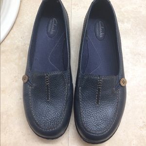 Clarks bendable blue loafer in excellent condition